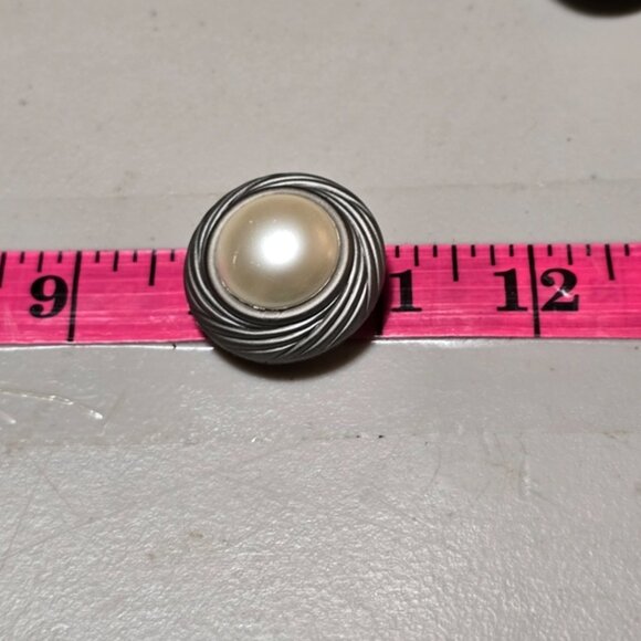 Beautiful Vintage French Design Silver Tone Faux Pearl Clip-on Earrings 14 - Picture 3 of 3